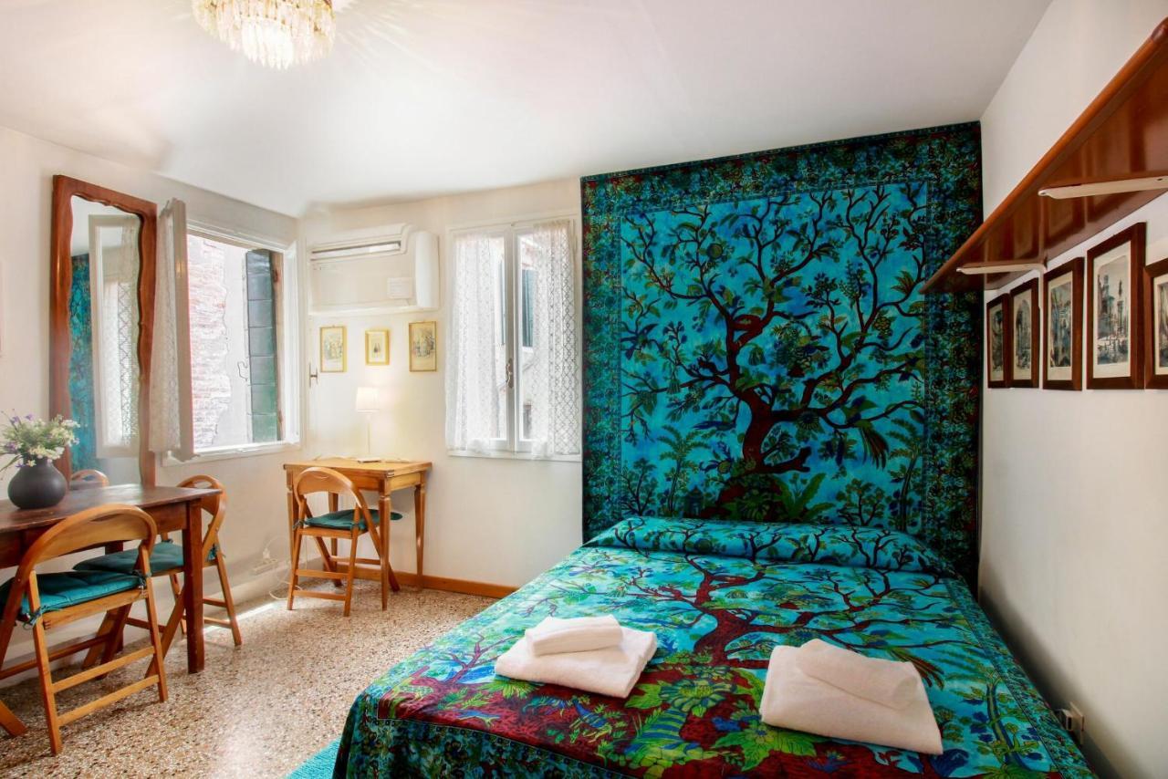 Apartamento Santi Apostoli By Halldis Venecia